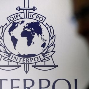 Homem é preso no Rio ao desembarcar de voo procedente da Espanha