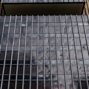 BC aponta desaceleração da inflação, mas mantém alerta sobre riscos