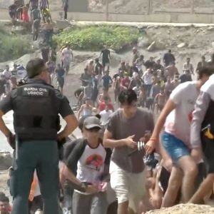 Espanha cita grupos “reacionários” e fake news em imigração em Ceuta