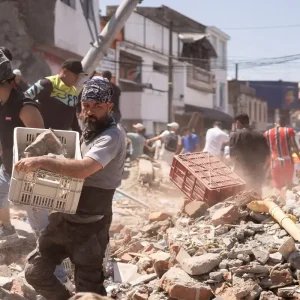 Forte terremoto deixa pelo menos 20 mortos na Colômbia
