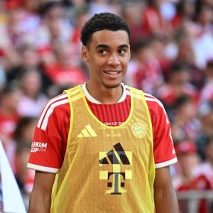 Crises de ausência: a condição que faz Musiala, do Bayern, desmaiar em campo