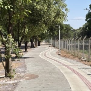 Prefeitura e Sinop Energia entregam nova calçada em frente ao Parque Florestal