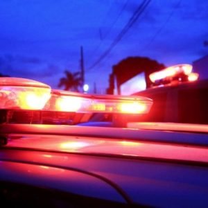 Turista é preso após ameaçar funcionário e simular estar armado em Bom Jardim