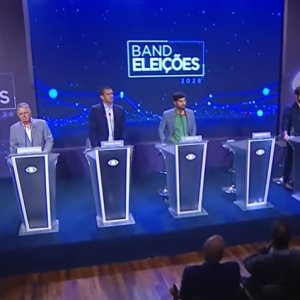 Candidatos expõem “excesso de ladrão” e milícia infiltrada em debate no RJ