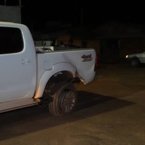 Batida entre dois veículos deixa apenas danos materiais em Pontes e Lacerda