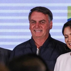 Bolsonaro pede visita de cunhada para exames médicos de Michelle