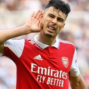 Detalhes burocráticos separam Gabriel Martinelli do Al-Hilal