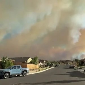 Incêndio em Nevada, nos EUA, leva governador a declarar emergência