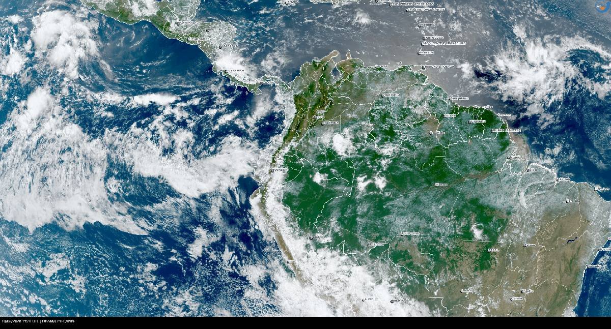 Imagem de satélite mostra nebulosidade sobre Rondônia nesta segunda-feira