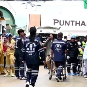 Aluna de 12 anos morre após ataque a tiros em escola na Tailândia
