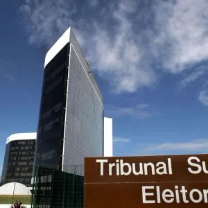 TSE inicia elaboração de plano voltado ao horário eleitoral no rádio e TV