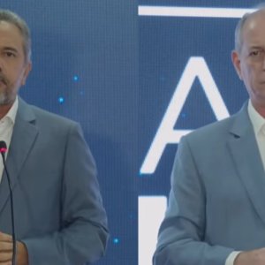Sem Brito, Elmano e Ciro atacam alianças e disputam legado em debate no CE