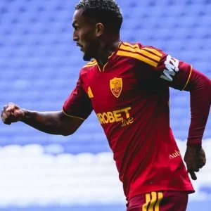 Roma é goleada por clube da segunda divisão da Inglaterra em amistoso