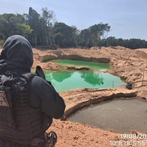 Ação da Polícia Ambiental interrompe garimpo ilegal e apreende maquinário em Novo Mundo » Notícia Exata