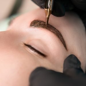 Tatuagem cosmética: Japão ameaça punir micropigmentadores sem licença médica; pena pode chegar à prisão