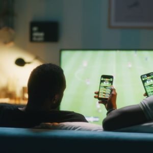 Apostadores de bet em periferias buscam ajuda após vida virar pesadelo
