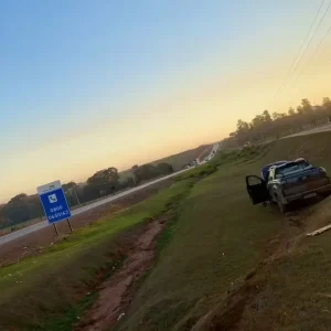 Pai morre após acidente entre carro e moto na BR-163 em MT; filho também estava na moto