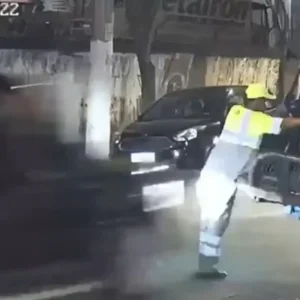 Motorista que matou gari em SP vai responder por homicídio qualificado
