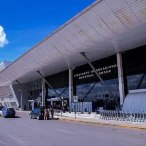 Pneu de avião estoura durante pouso e afeta seis voos no Aeroporto Marechal Rondon, em Várzea Grande (MT)