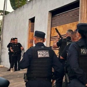 Filho de policial em Cuiabá é alvo de investigação por série de roubos armados