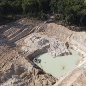 Garimpo ilegal é descoberto por satélite de monitoramento e fechado em MT