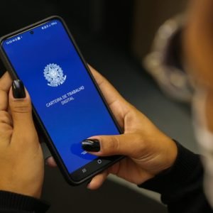 Desemprego cai em 13 estados brasileiros no 2º trimestre de 2026, diz IBGE