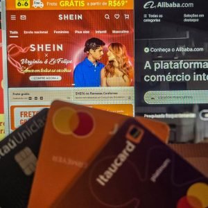 Congresso adia instalação de comissão sobre MP da “taxa das blusinhas”