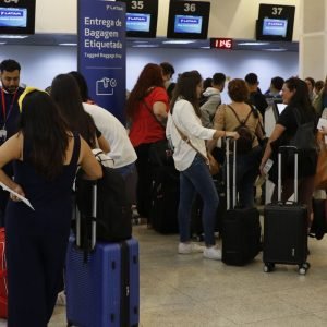 Santos Dumont opera normalmente, após 13 voos cancelados nesta sexta