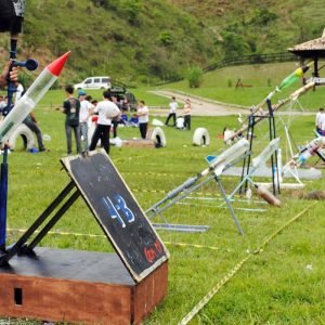 Estudantes de todo o país participam da Jornada de Foguetes 2026