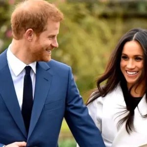 Príncipe Harry e Meghan planejam voltar ao Reino Unido
