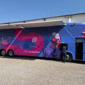 Senac-MT lança unidade móvel tecnológica com realidade virtual e impressoras 3D para atender municípios do estado