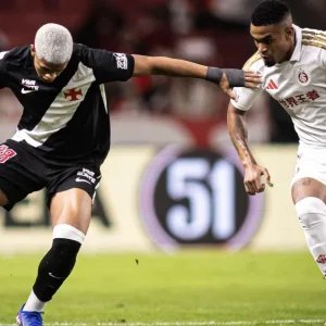 Vasco e Internacional terminam 25ª rodada do Brasileirão no Z4; veja tabela