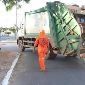 Garis de Cuiabá cobram direitos, comida adequada e fim de assédio