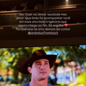 Larissa Manoela prestigia André Luiz no último capítulo de Coração Acelerado