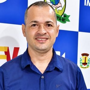 Secretário detido por comprar iPhone furtado é liberado após audiência