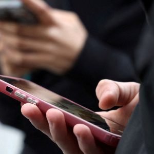 Apostas em bets avançam entre jovens e ampliam risco de dependência