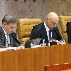 Mendonça acusa Moraes de direcionar investigação no STF