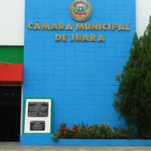 Câmara é notificada após vereadores filmarem alunos sem autorização