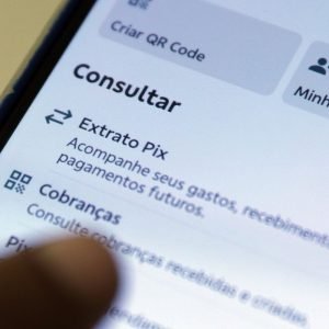 Número de transações com Pix caem 10% após proibição de bets