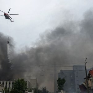 Rússia ataca Kiev após breve pausa para visita de enviados dos EUA