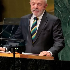 ONU vive momento crítico, diz Lula ao citar indignação com guerras