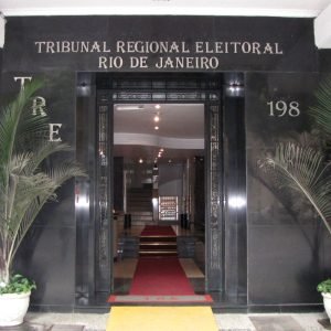 TRE-RJ cassa registro da candidatura do deputado estadual Val Ceasa