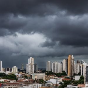Em MT, 90 cidades têm risco de tempestades nesta quarta-feira – FOLHAMAX