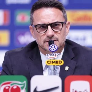 Caetano analisa impacto da turbulência política na CBF em resultado na Copa