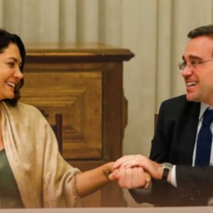 “Você é um escolhido e ungido do Senhor”, diz Michelle sobre Mendonça