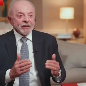 Se EUA não quiserem negociar, teremos de tomar providências, diz Lula à CNN