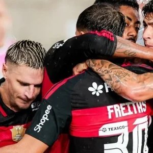 Com vantagem, Flamengo decide vaga na semi da Libertadores contra Del Valle