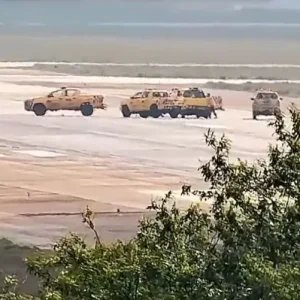 Homem invade a pista do Aeroporto de Guarulhos e atrapalha aviões