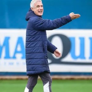 Luís Castro lamenta desempenho do Grêmio como visitante no Brasileirão