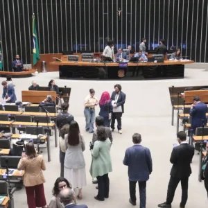Câmara reduz jornada presencial dos servidores em período eleitoral